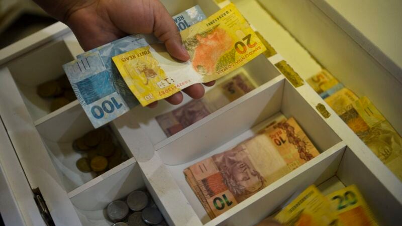 Custo Brasil: sistema tributário é segundo eixo que mais gera gastos para empresas