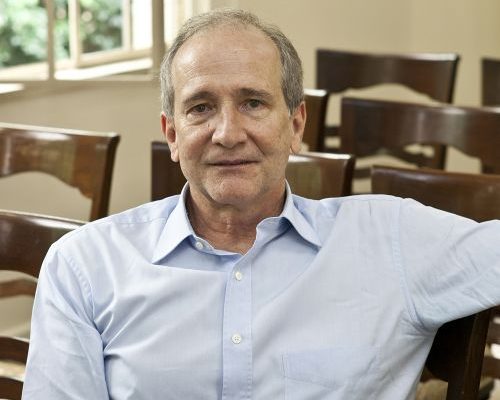 Menos custos, mais empregos