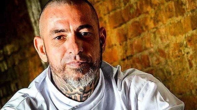 Henrique Fogaça é vacinado após ser mordido por um animal silvestre