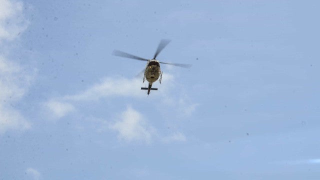 Ciclone no Rio Grande do Sul: helicóptero resgata morador e cachorro ilhados