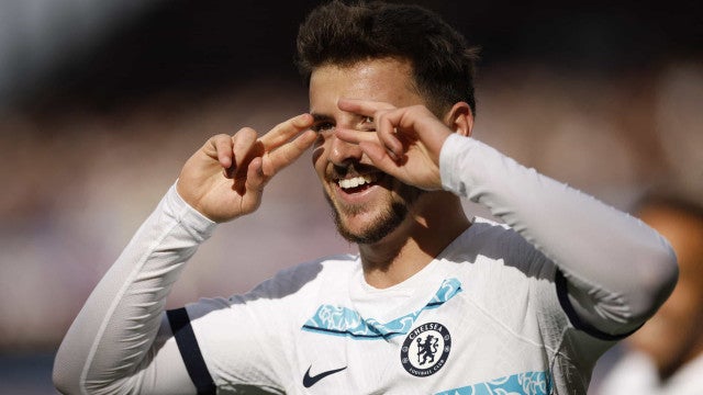 Chelsea rejeita terceira oferta do Man. United por Mason Mount