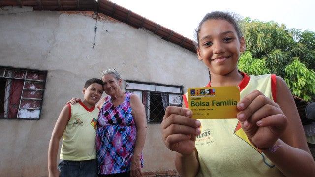 45% dos ‘filhos do Bolsa Família’ entraram no mercado de trabalho formal