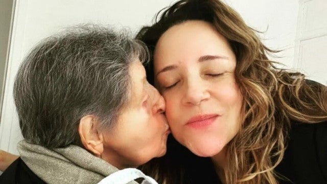 Morre Aparecida de Souza, mãe da cantora Ana Carolina, aos 86 anos