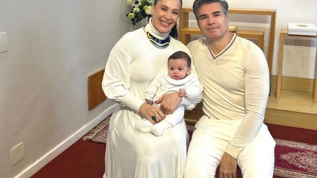 Cláudia Raia mostra "primeiro contato" do filho com Igreja Messiânica