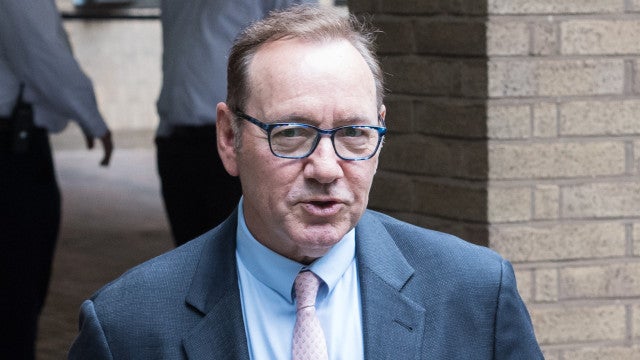 Kevin Spacey vai a julgamento por 12 acusações de abuso sexual nesta quarta