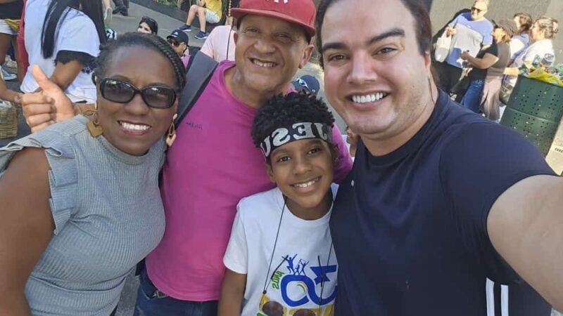 Samuel Estevam, ator mirim da novela ‘A Infância de Romeu e Julieta’, participa da Marcha para Jesus em SP
