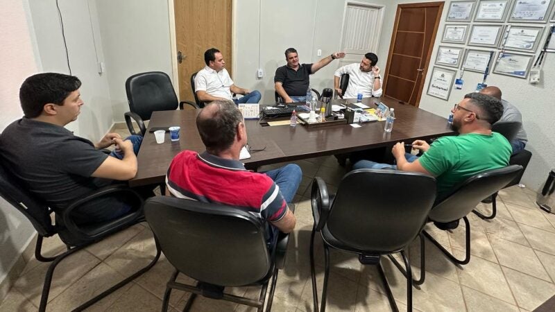 Prefeito Érico recebe visita do deputado Diego Guimarães, e do prefeito de Colíder Maninho