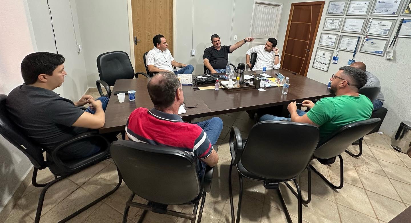 Prefeito Érico recebe visita do deputado Diego Guimarães, e do prefeito de Colíder Maninho
