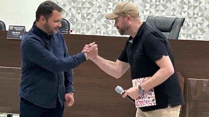 Presidente Valcimar reúne lideranças políticas e comunitárias para recepcionar deputado Beto Dois a Um