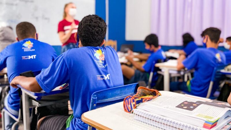 Governo de Mato Grosso quer 50% das escolas em tempo integral em quatro anos