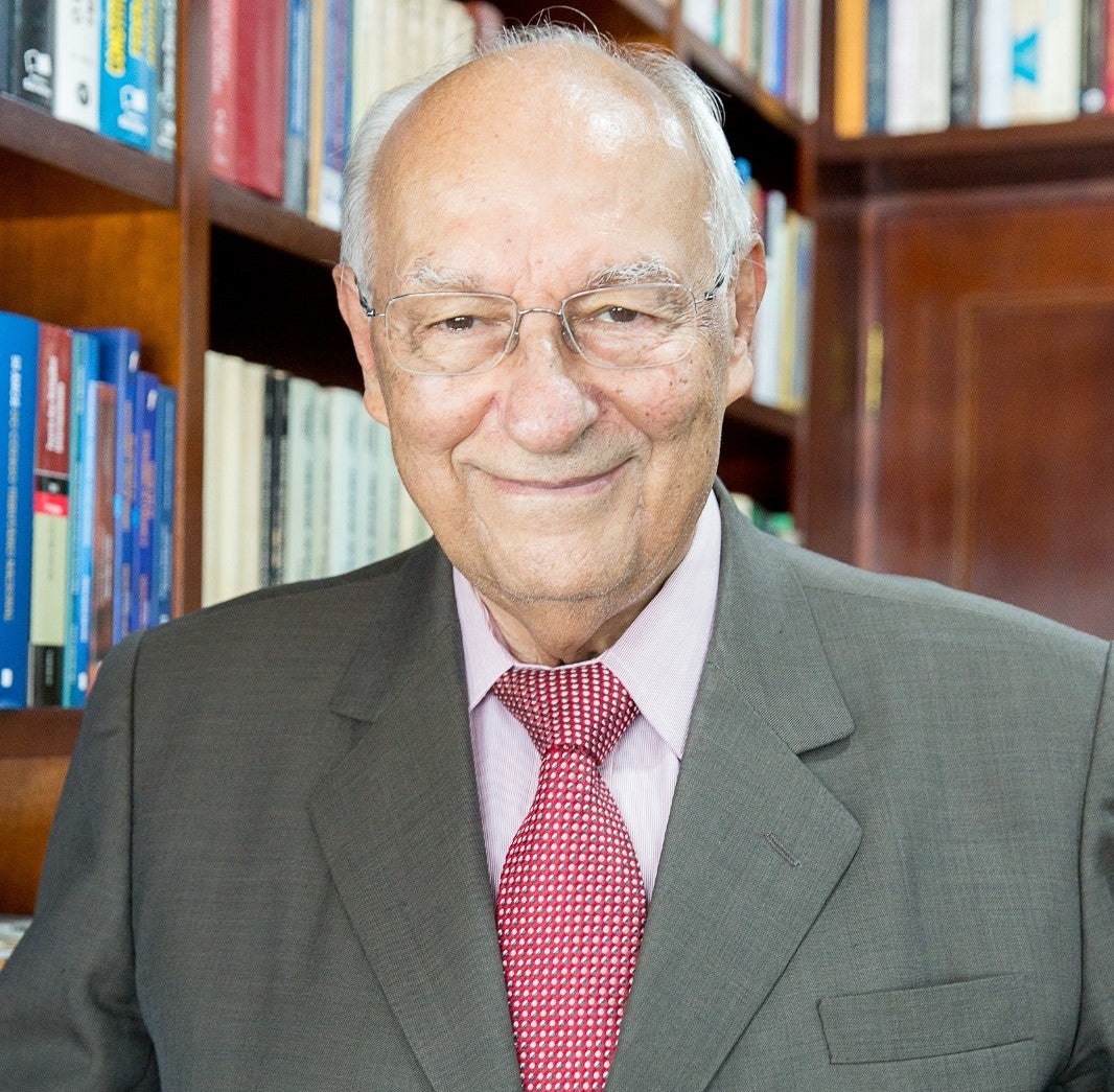 Tributarista Ives Gandra da Silva Martins afirma “a reforma tributária proposta poderá aumentar a desigualdade e onerar ainda mais os pobres”