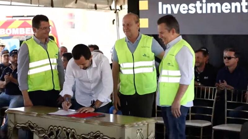Governador assina ordem de serviço para começar duplicação de 86 km da BR-163 de Posto Gil a Nova Mutum; assista