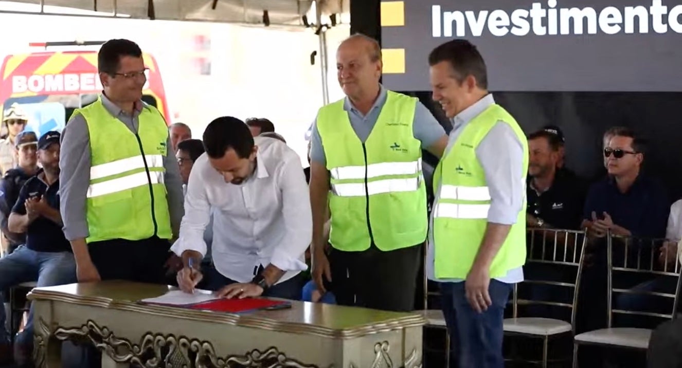 Governador assina ordem de serviço para começar duplicação de 86 km da BR-163 de Posto Gil a Nova Mutum; assista