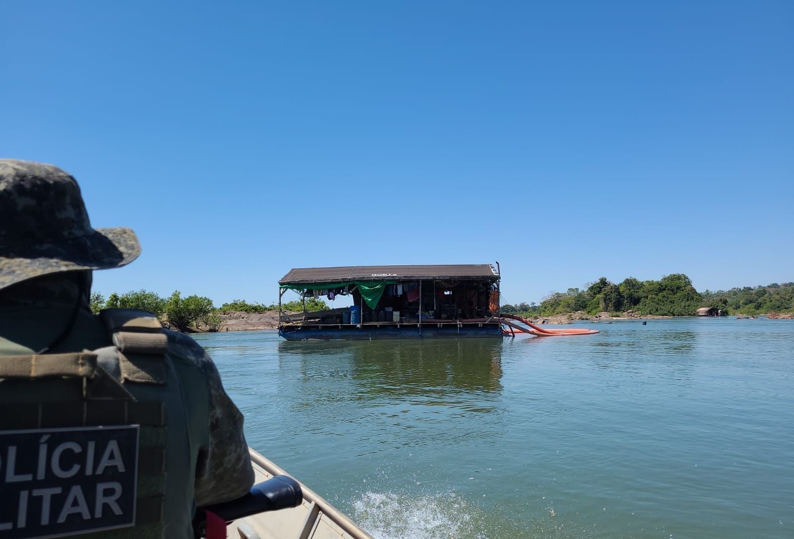 Batalhão Ambiental da PM fecha garimpo ilegal; suspeitos são multados em R$ 680 mil