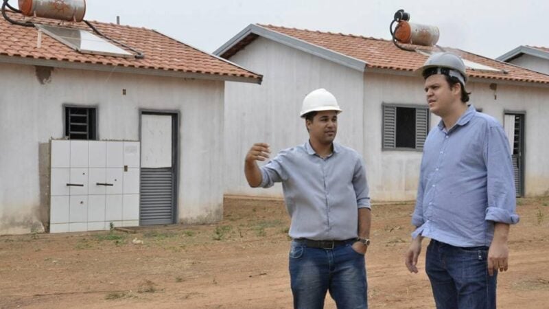 Após reivindicação de Thiago Silva, Governo garante construção de 40 mil moradias populares