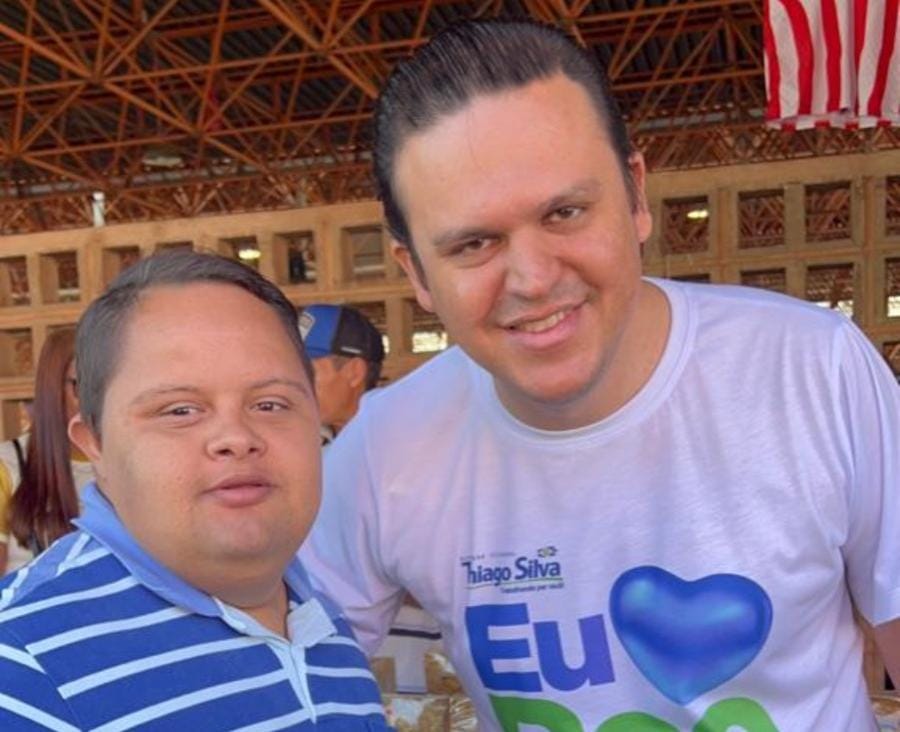 Deputado propõe reserva de vagas nas escolas para crianças e jovens com síndrome de Down