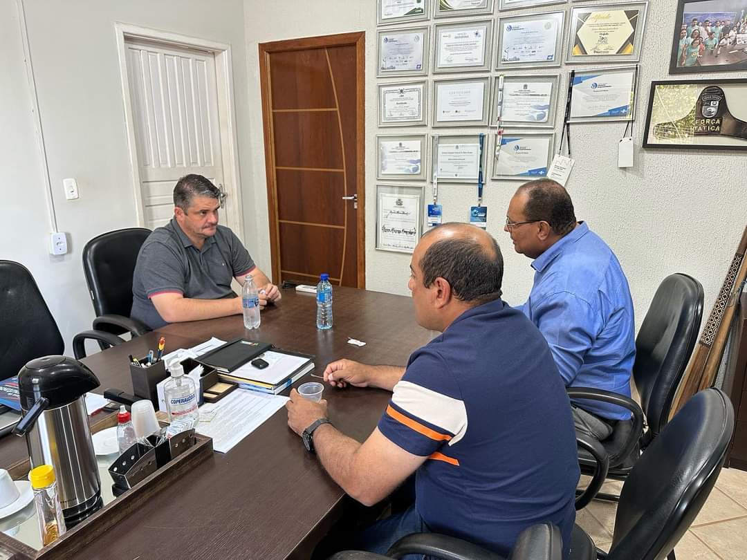 Inspetor se reúne com prefeito e defende que delegacia da PRF em Guarantã atue de forma integrada