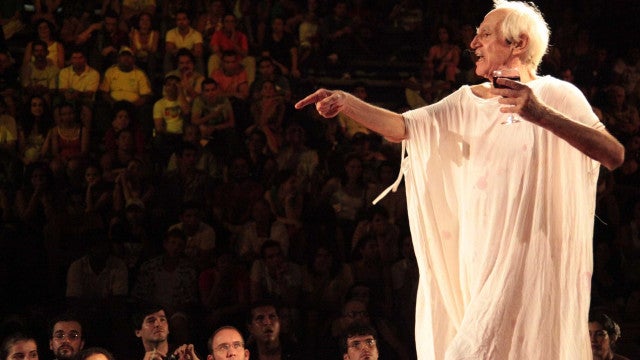 ‘Não há garantia de que Zé Celso vá viver’, diz Suplicy depois de visitá-lo em hospital