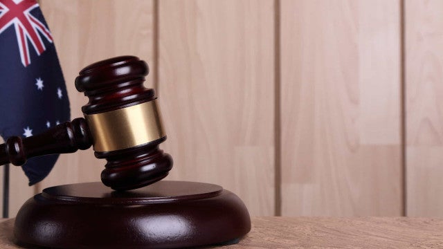 Homem enterra ex-namorada viva após ser rejeitado