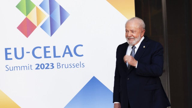 Lula diz que pedirá a países europeus financiamento para fábricas no Brasil