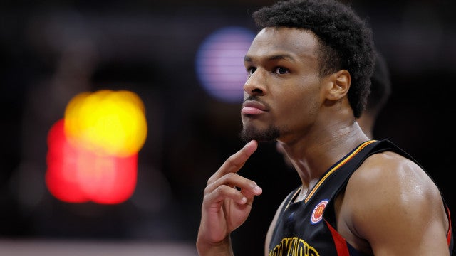 Filho de LeBron James sofre parada cardíaca durante treinamento