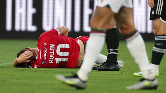 Jogador de time de astro da Marvel perfura pulmão em vitória sobre United