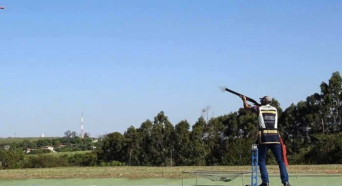 Governo federal publica decreto reduzindo tempo de validade dos registros de armas e novas regras para CACs