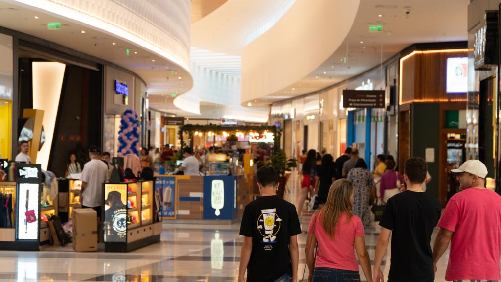 Dia dos Pais no comércio local: Shopping Sinop tem promoção comprou, ganhou e sorteio