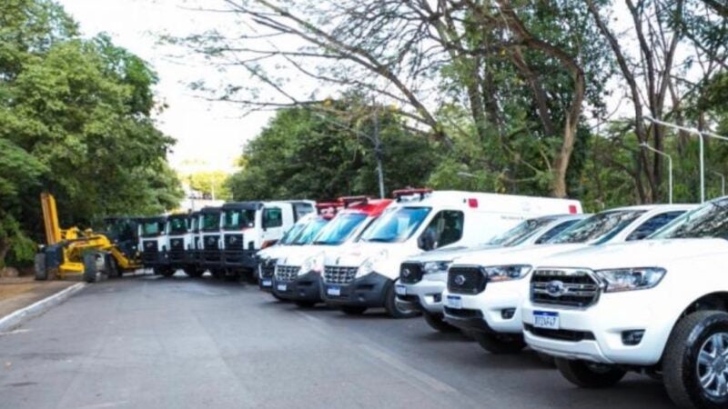 Prefeitura entrega amanhã ambulâncias, van e caminhões para atender secretarias em Sorriso