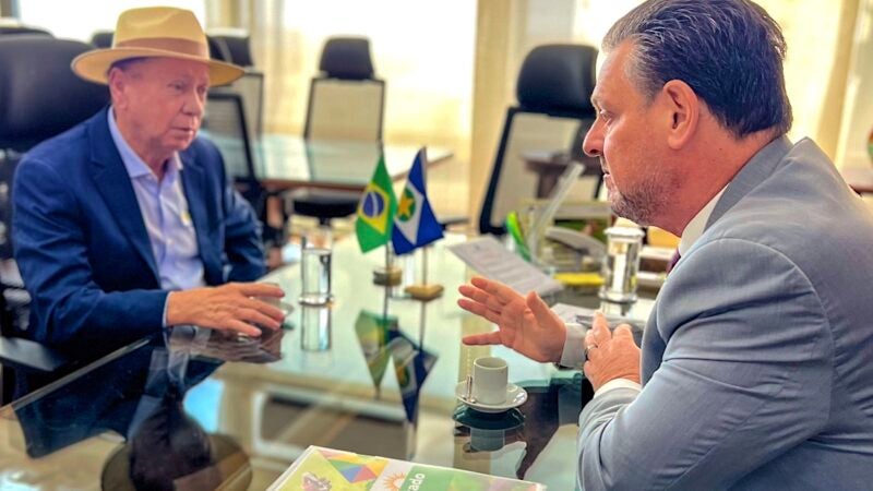 Prefeito de Sinop articula com ministro verbas para fazer mais um viaduto na 163 em Sinop e maquinários