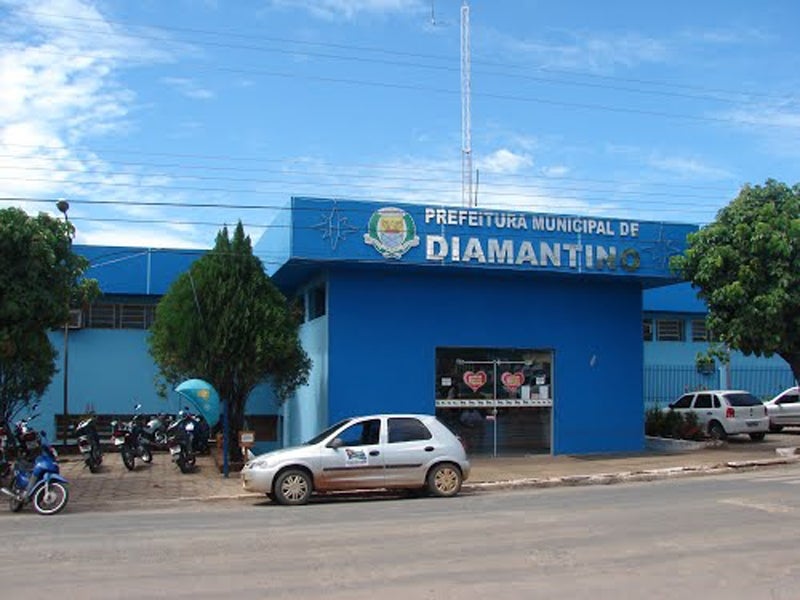 MP faz operação Avaritia, investiga prefeito no Médio Norte e faz buscas em prefeitura