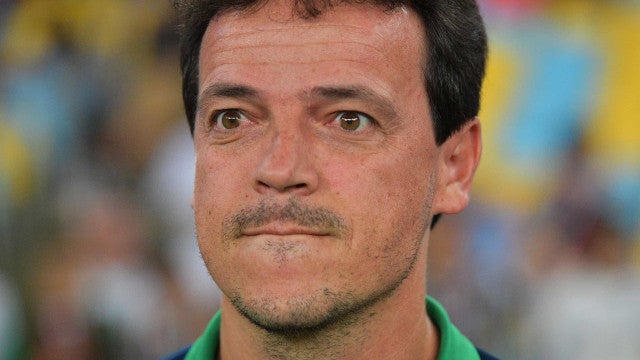 CBF divulga preço dos ingressos para estreia de Diniz na seleção