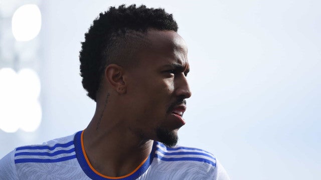 Éder Militão rompe o ligamento do joelho e será operado nos próximos dias