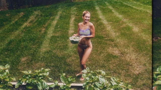 Gigi Hadid surpreende ao compartilhar fotos da filha