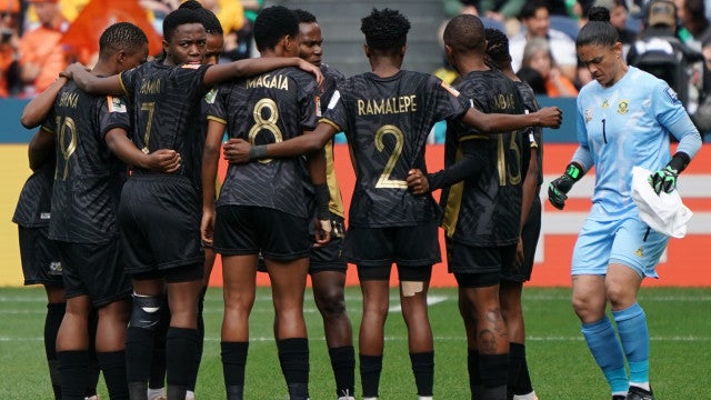 Holanda vence África do Sul e enfrenta Espanha nas quartas de final