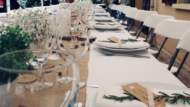 Família faz batizado com 59 convidados e abandona restaurante sem pagar