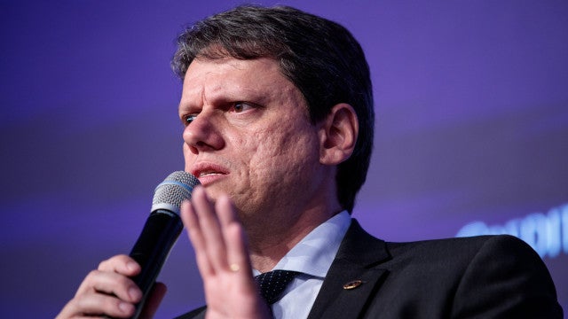 Tarcísio promete trecho norte do Rodoanel até 2026, com inauguração em etapas