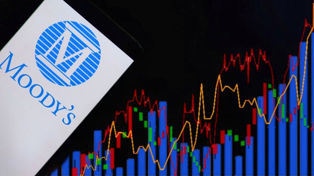 Moody’s corta ratings de dez bancos regionais dos EUA e anuncia revisão de seis outros
