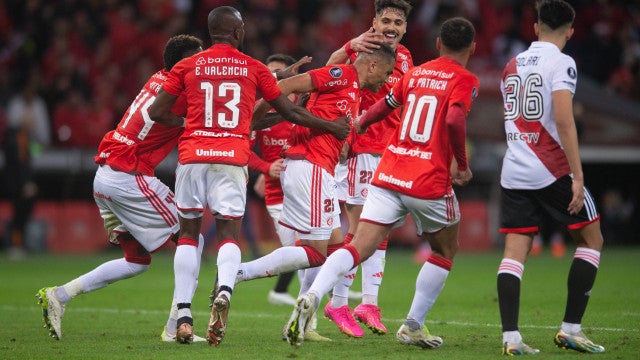 Internacional elimina River Plate nos pênaltis e alcança as quartas de final da Libertadores