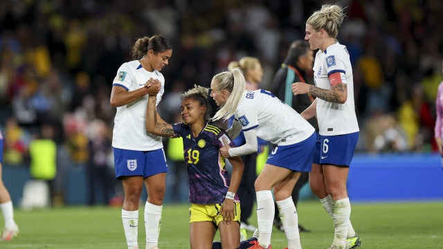 Inglaterra vence Colômbia de virada e vai à semifinal da Copa do Mundo feminina
