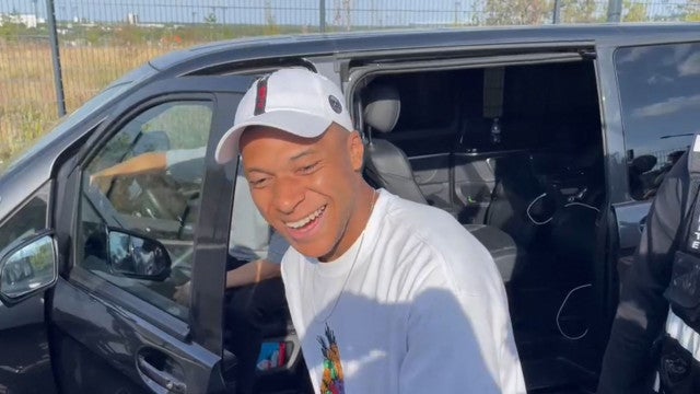 Mbappé é reintegrado aos treinos no PSG