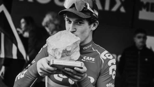 Morre Tijl De Decker, ciclista belga, em acidente durante treino