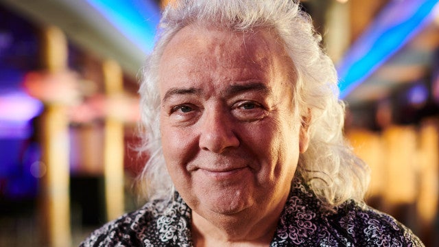 Morre Bernie Marsden, guitarrista original do Whitesnake, aos 72 anos