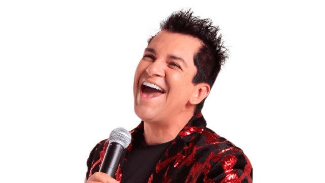 Cantor gospel Regis Danese, de ‘Faz Um Milagre em Mim’, sofre acidente de carro em Goiás