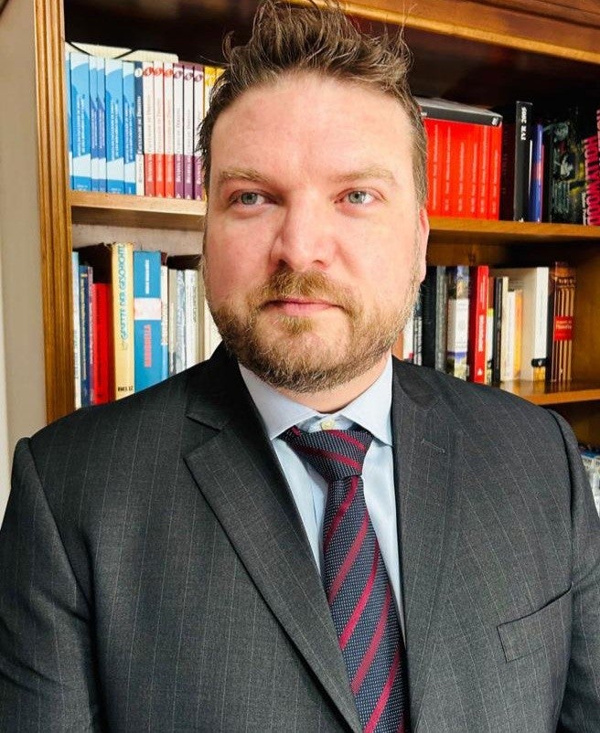 Arcabouço Fiscal – A República e a Casa: sobre tetos e arcabouços