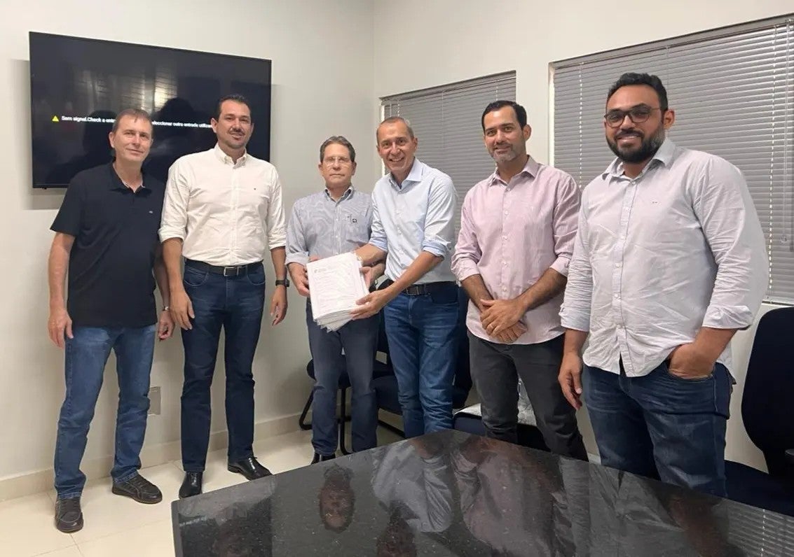 Prefeito entrega projeto e tenta viabilizar recursos para nova sede da Ciretran de Lucas do Rio Verde