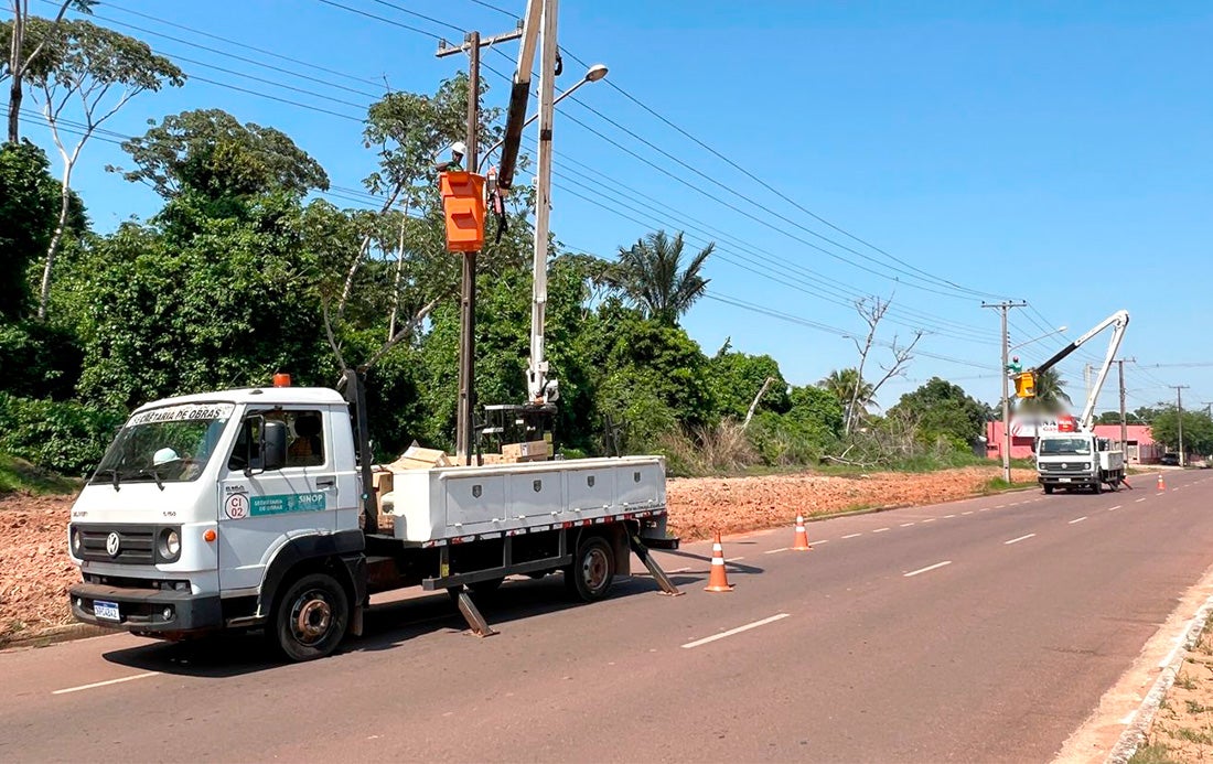 Programa que substitui lâmpadas convencionais por LED já atende 45% dos bairros em Sinop; custo cai