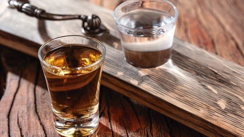 Cachaça, pinga ou aguardente? No Dia da Cachaça, descubra oito curiosidades sobre a primeira bebida destilada das Américas