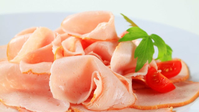 Homem morre engasgado com presunto em supermercado do Pará