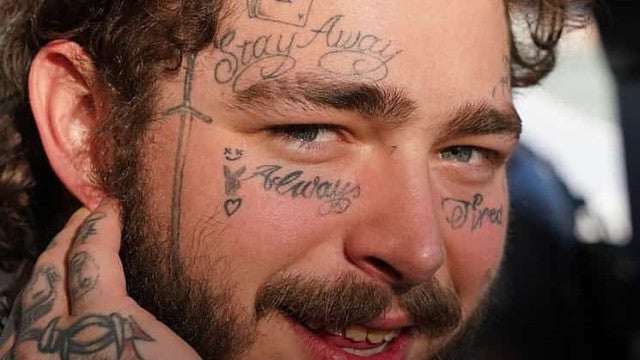 Post Malone tira fotos com fãs em Curitiba antes de se apresentar no The Town